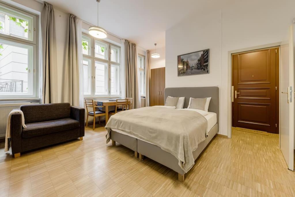 פראג Deluxe Suite In Prime Location מראה חיצוני תמונה