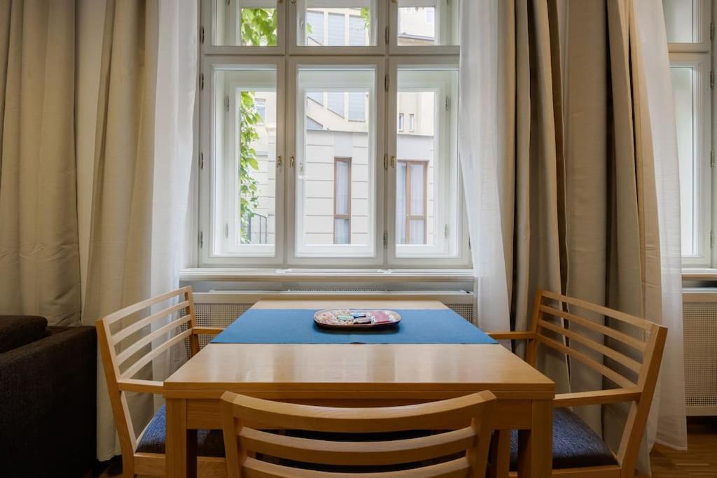 פראג Deluxe Suite In Prime Location מראה חיצוני תמונה
