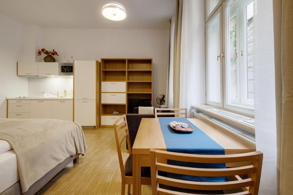 פראג Deluxe Suite In Prime Location מראה חיצוני תמונה