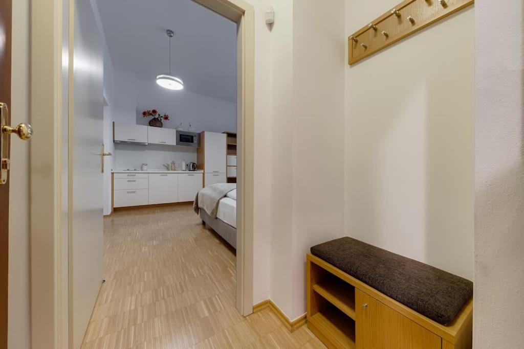 פראג Deluxe Suite In Prime Location מראה חיצוני תמונה